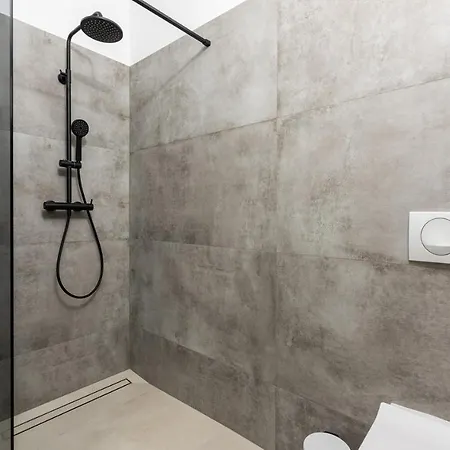 Villa Lucia With Jacuzzi And Private Pool Kadumi